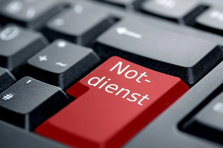 Notdienst-Einsatz an einem Gebaeude